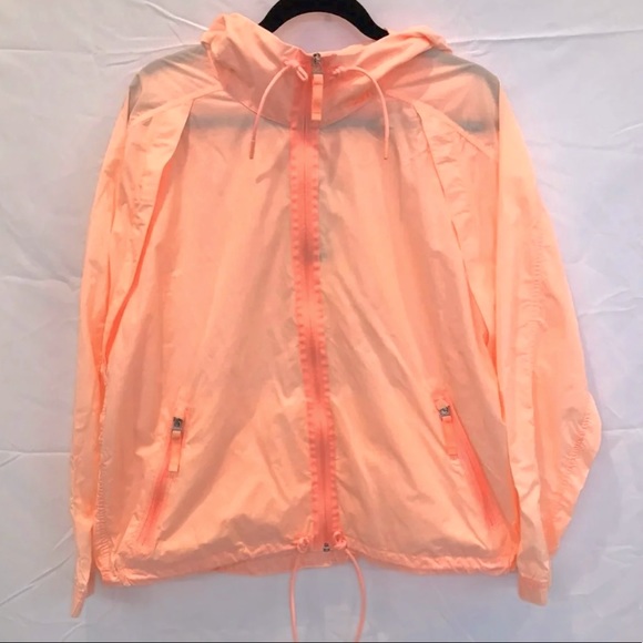 Athleta Expedition Hike Shell - Picture 3 of 6